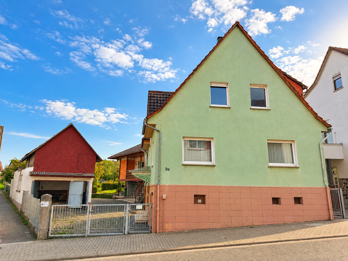 Straßenansicht